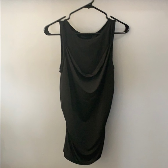 Sleeveless top - Picture 1 of 3